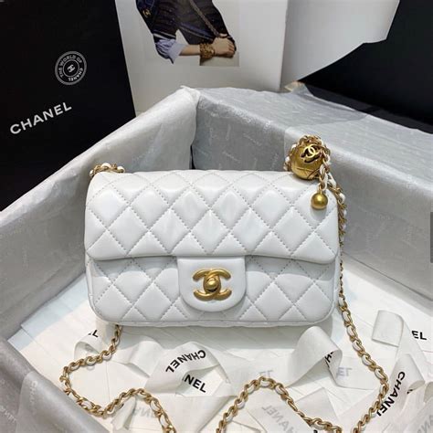 white chanel wallet purse